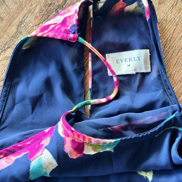 Everly by Anthropologie high-neck navy floral print dress Size Large - Picture 4 of 6